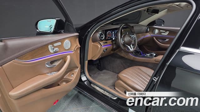 Mercedes-Benz E-Class 2020 — Şəkil 10/20