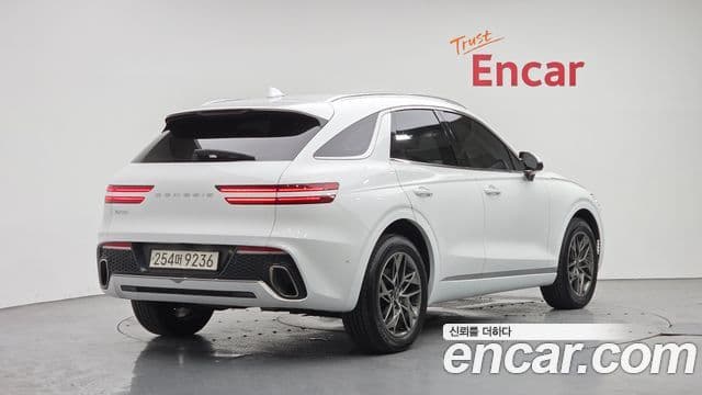 Genesis GV70 2022 — ფოტო 2/20