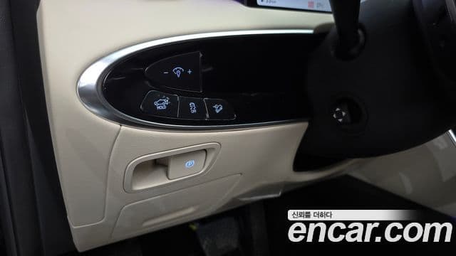 Genesis GV70 2024 — Şəkil 17/20