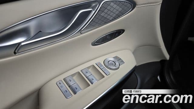 Genesis GV70 2024 — Şəkil 19/20
