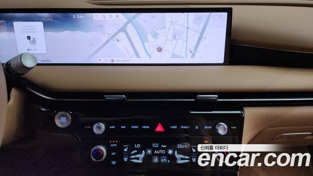 Genesis Electrified G80 2024 — Şəkil 13/20