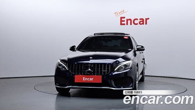 Mercedes-Benz C-Class 2018 — ფოტო 3/20