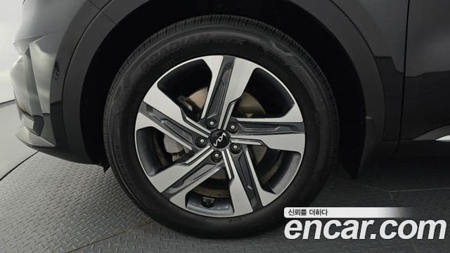 Kia Sorento 2023 — Şəkil 5/20