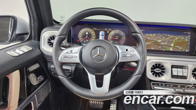 Mercedes-Benz G-Class 2024 — фото 12 из 20