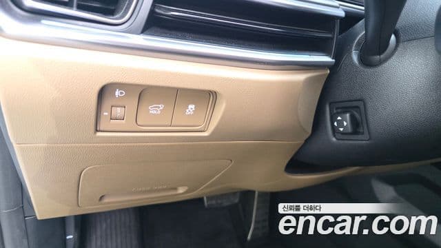 Kia Sorento 2023 — Şəkil 19/20