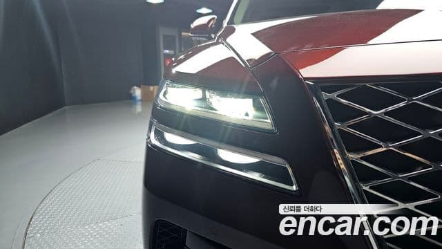 Genesis GV80 2021 — Photo 24/37