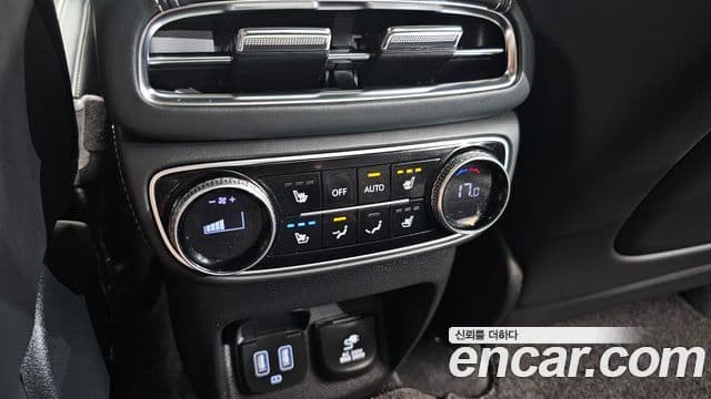 Genesis GV80 2021 — Photo 31/37