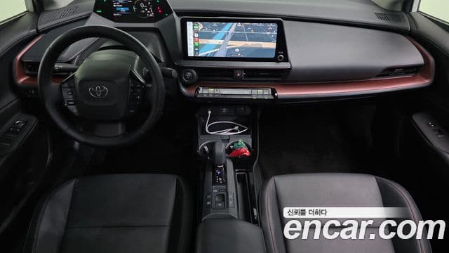 Toyota Prius 2024 — ფოტო 7/20