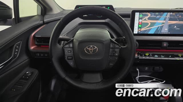 Toyota Prius 2024 — ფოტო 13/20