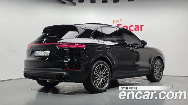Porsche Cayenne 2023 — Şəkil 2/20