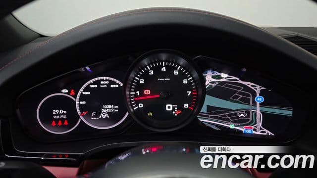 Porsche Cayenne 2023 — Şəkil 8/20