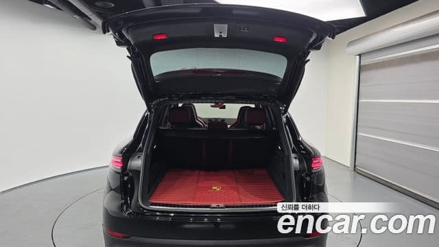 Porsche Cayenne 2023 — Şəkil 20/20