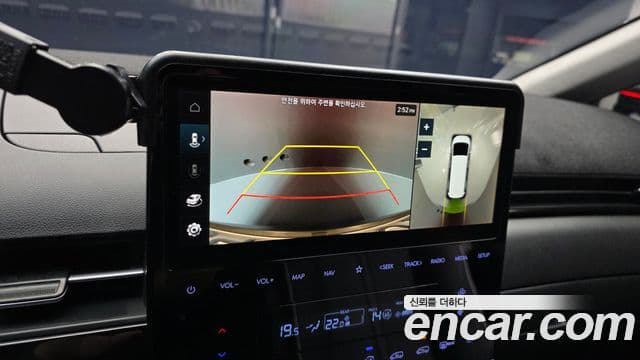 Hyundai Staria 2021 — ფოტო 15/20