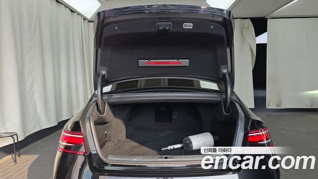 Genesis G90 2023 — Şəkil 20/20