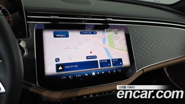 Mercedes-Benz E-Class 2025 — ფოტო 12/20