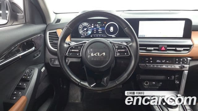 Kia Seltos 2022 — Şəkil 12/20