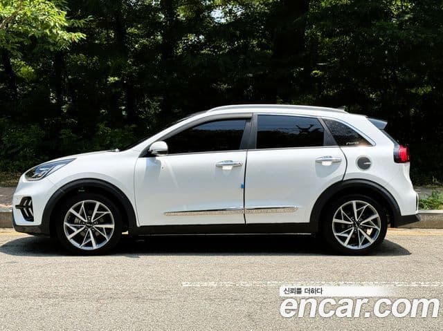 Kia Niro 2021 — Şəkil 1/20