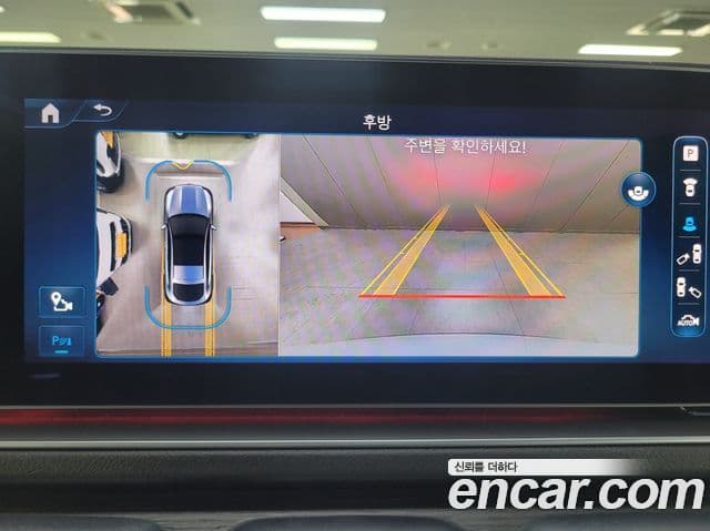 Mercedes-Benz GLE-Class 2024 — Photo 18/20