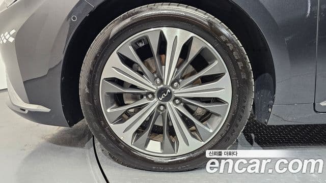 Kia K8 2024 — Photo 24/33