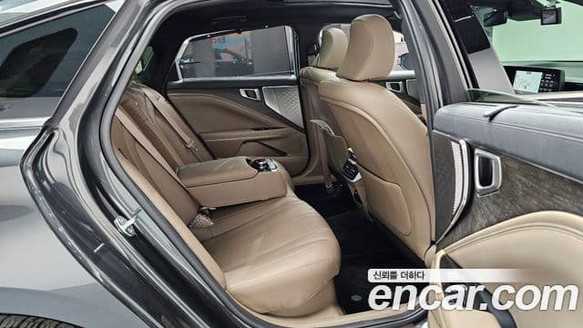 Kia K8 2024 — Photo 13/33