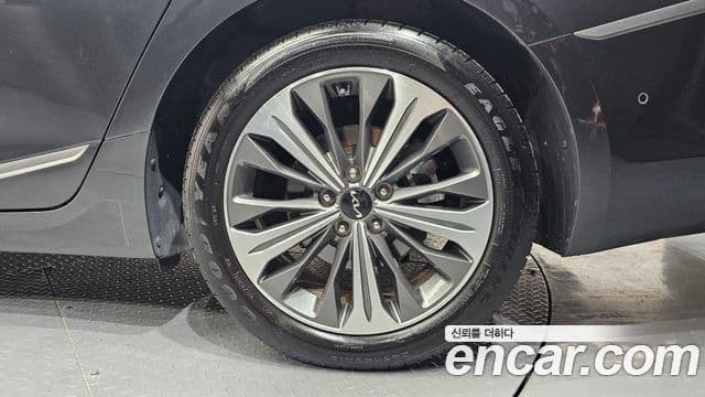 Kia K8 2024 — Photo 26/33