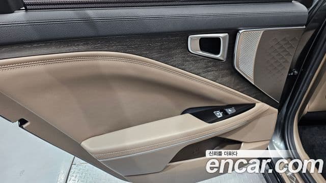 Kia K8 2024 — Photo 11/33