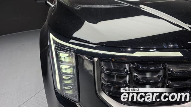 Kia Carnival 2025 — Photo 2/38