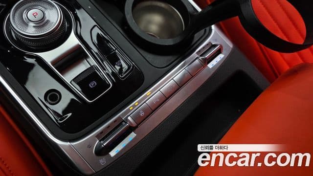 Kia Carnival 2025 — Photo 4/38