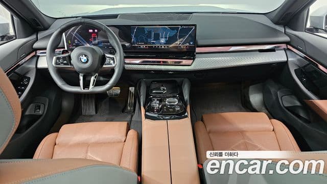 BMW 5 Series 2025 — Photo 22/33