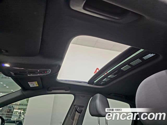 Audi A4 2023 — Şəkil 17/20