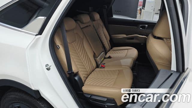 Kia Sorento 2024 — Фото 11/20