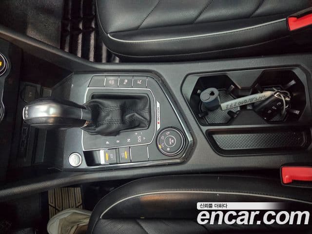 Volkswagen Tiguan 2018 — фото 8 из 18