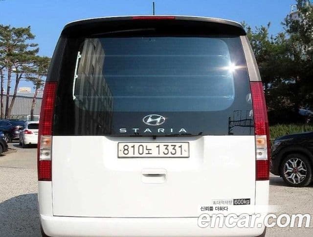 Hyundai Staria 2023 — фото 3 из 19