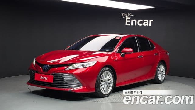 Toyota Camry 2019 — Şəkil 3/20