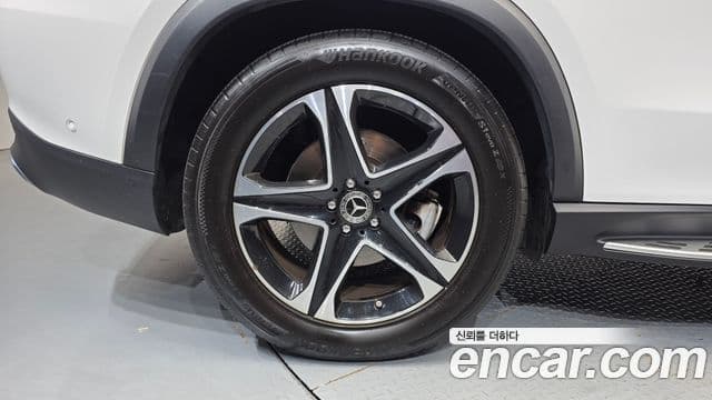 Mercedes-Benz GLE-Class 2022 — Şəkil 5/20