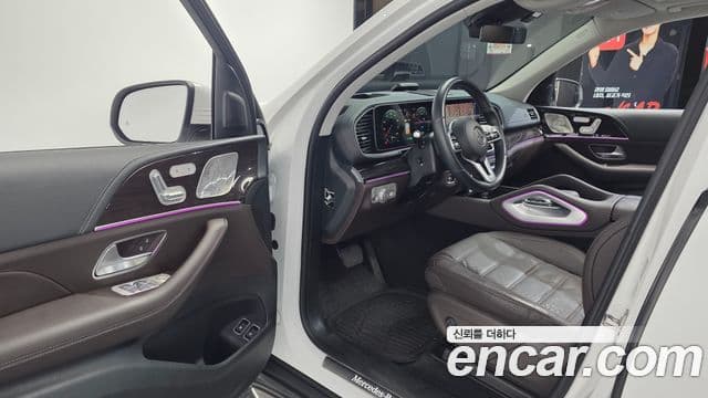 Mercedes-Benz GLE-Class 2022 — Şəkil 10/20