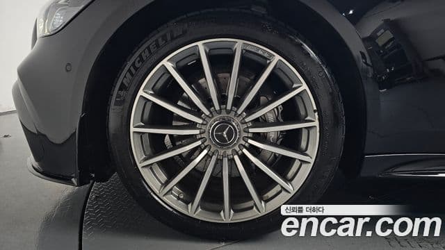 Mercedes-Benz AMG GT 2019 — ფოტო 5/20