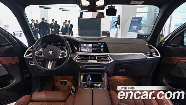 BMW X5 2023 — ფოტო 6/20