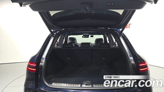 Genesis GV70 2021 — ფოტო 20/20