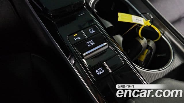 Hyundai Sonata 2022 — ფოტო 17/20