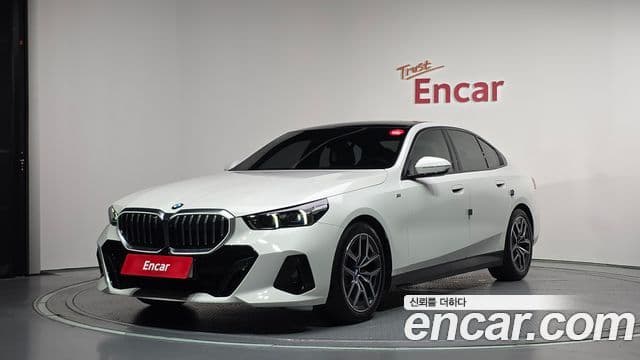 BMW 5 Series 2024 — Şəkil 1/20