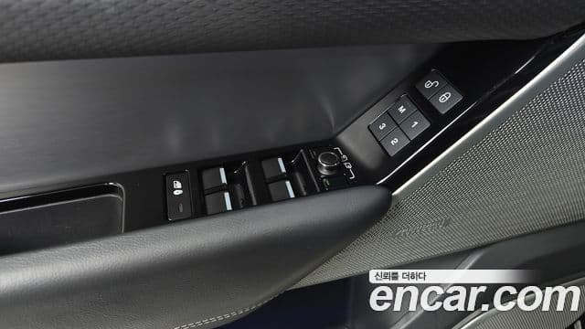 Land Rover Range Rover Velar 2020 — Şəkil 17/20