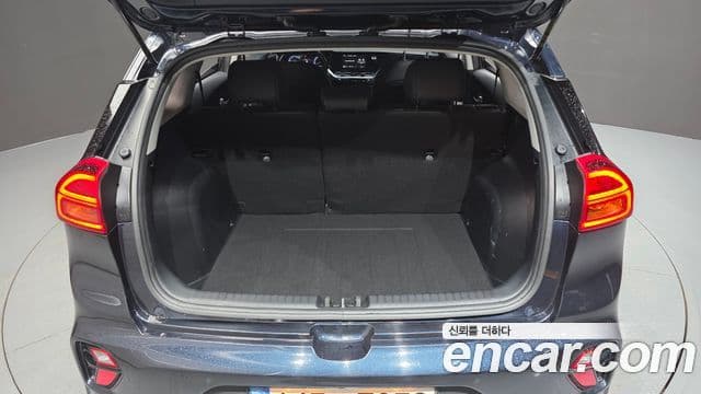 Kia Niro 2021 — фото 20 из 20