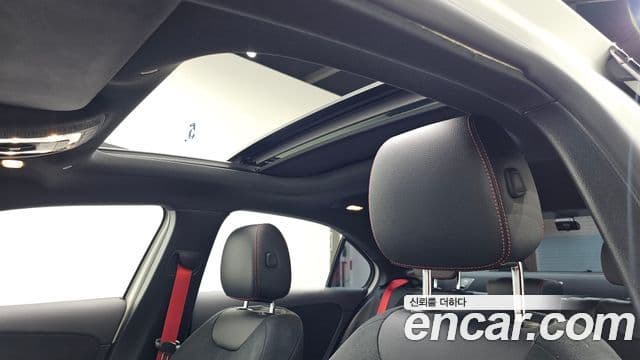 Mercedes-Benz A-Class 2022 — Фото 14/20