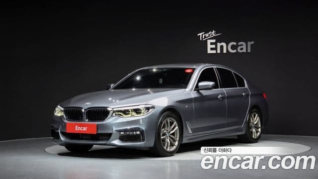 BMW 5 Series 2018 — Şəkil 1/20