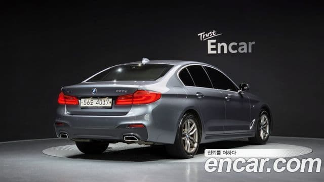 BMW 5 Series 2018 — Şəkil 2/20