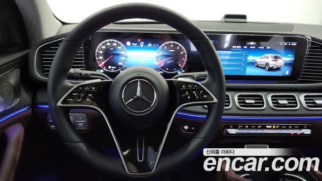 Mercedes-Benz GLE-Class 2026 — Фото 10/20