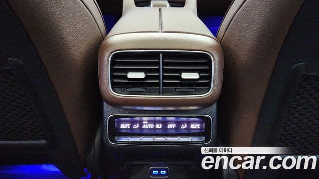 Mercedes-Benz GLE-Class 2026 — Фото 11/20