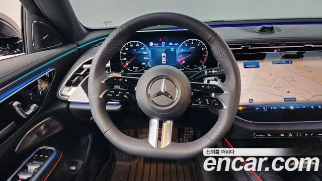 Mercedes-Benz E-Class 2025 — ფოტო 13/20
