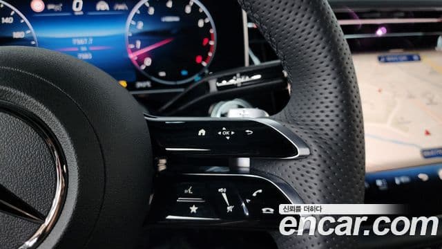 Mercedes-Benz E-Class 2025 — ფოტო 16/20